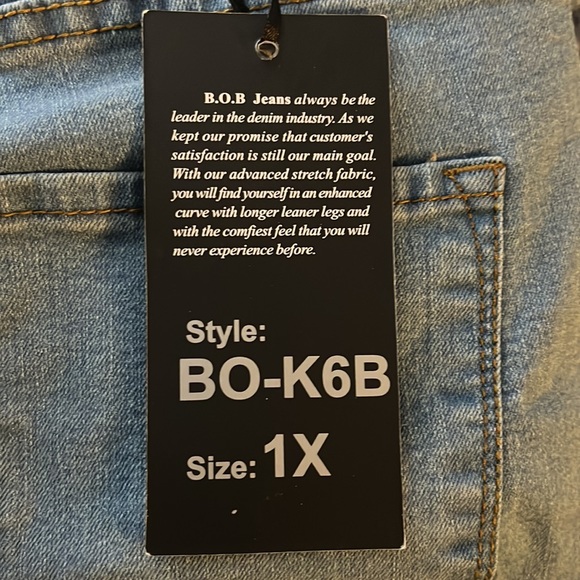 Clam Digger Length Jean - Picture 9 of 10